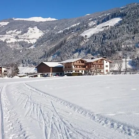 Klausnerhof Guest house