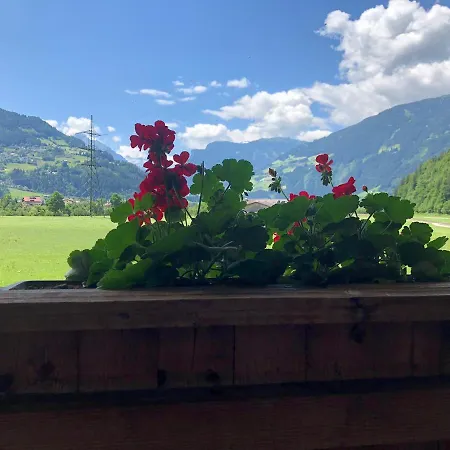 Guest house Klausnerhof Aschau Im Zillertal