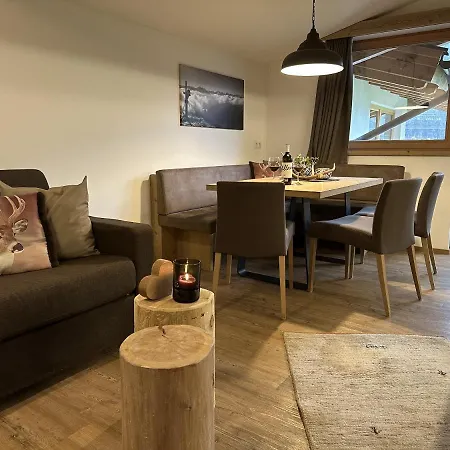 Klausnerhof Guest house Aschau Im Zillertal