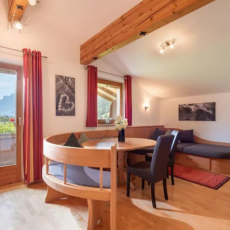 Klausnerhof Guest house